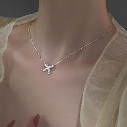 Aneneiceera Moda Brillante Rhinestone Pajarita Collar Gargantilla Cadena de Plata Bling Pajarita Colgante Collar Pajarita Collar de Cristal Joyas para Mujeres Niñas (Plata)